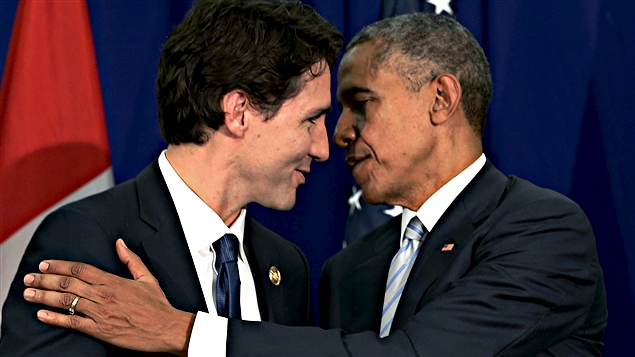 Justin Trudeau et Barack Obama à Manille le 19 novembre dernier. Crédit photo : Jonathan Ernst/Reuters