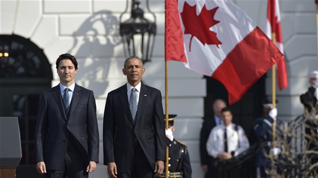 Le premier ministre Trudeau aux côtés du président Obama à la Maison-Blanche. © Getty/AFP/MANDEL NGAN