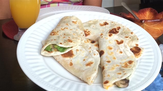 150728_sv4xq_lmcn-lilibeth-mendoza-tortilla_sn635