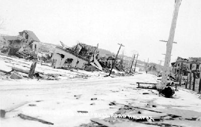 Halifax, explosion de Scène de dévastation, le long de la route Campbell, en 1917 (avec la permission des Nova Scotia Archives and Records Management/P-1776.91.83)