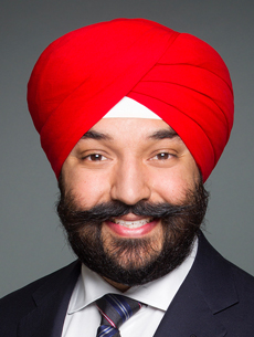 L’honorable Navdeep Singh Bains (Gouvernement du Canada)