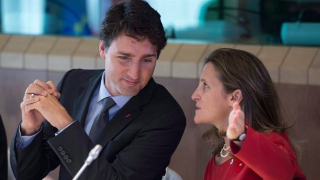 Les ministres du gouvernement Trudeau multiplient les contacts avec les membres de l'administration Trump. Photo Credit: (Adrian Wyld / Prensa Canadiense)
