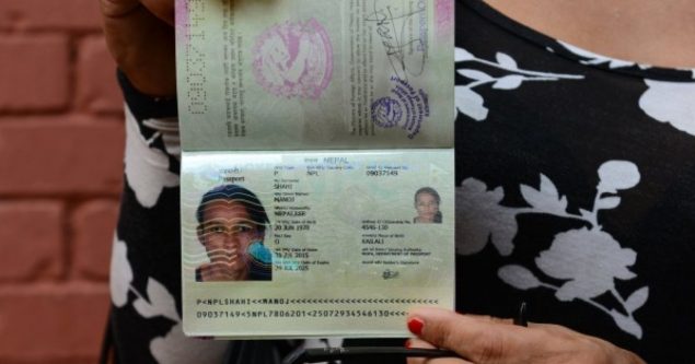 Le Népal délivre un premier passeport de genre «O» pour les minorités sexuelles AFP PHOTO/ Prakash MATHEMA 