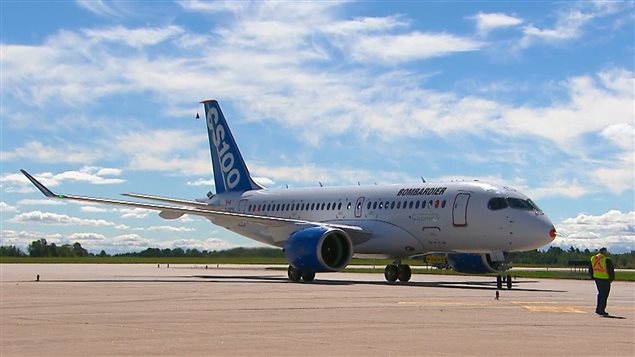 Appareil de la CSeries, à Mirabel, après son premier vol Photo Credit: Bombardier 