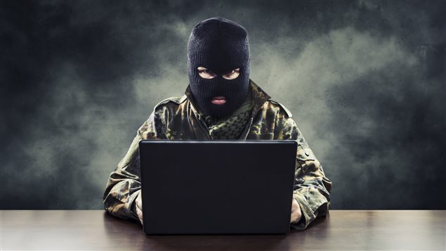 Personne n’est à l’abri des hameçonneurs et des pirates informatiques. Photo Credit: iStock