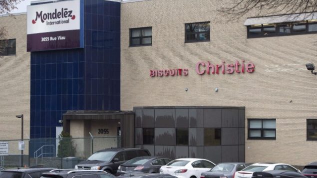 Il fut un temps où tout le quartier de l'est de Montréal environnant la biscuiterie de la rue Viau humait l'odeur des Oreos qui y étaient confectionnés. Photo : Presse canadienne