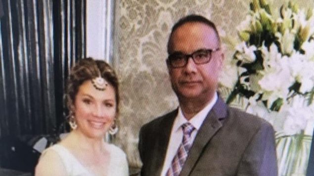 Sophie Grégoire, l'épouse de Justin Trudeau, apparaît en compagnie de Jaspal Atwal, reconnu coupable de tentative de meurtre d'un ministre indien et anciennement lié à un groupe radical sikh. Photo : Radio-Canada/CBC News