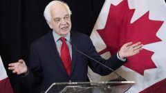 L'Ambassadeur du Canda en Chine, John McCallum L’Ambassadeur du Canada en Chine, John McCallum © Radio-Canada