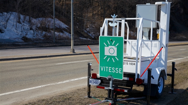 Un photo radar au Québec. Photo : Radio-Canada