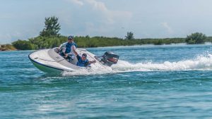 Légende Embarcation de location pour touristes près de Cayo-Cayo sur l'île cubaine - Photo : Sunwing 