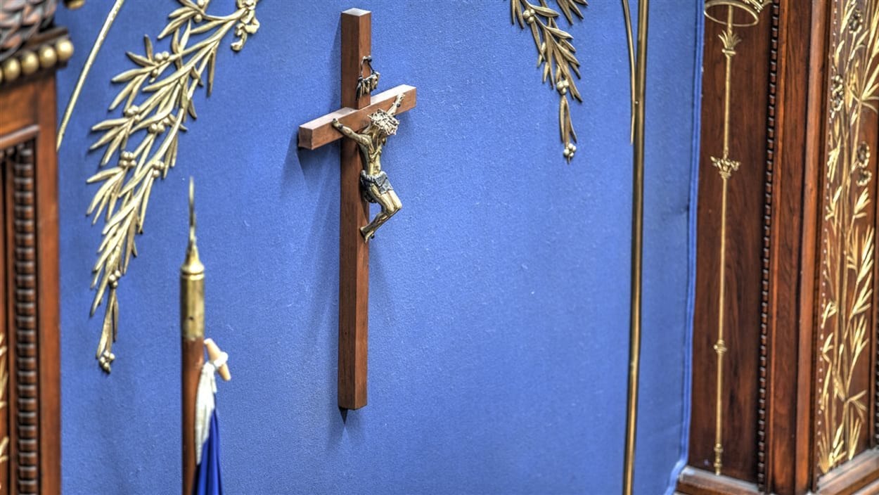 Le crucifix au Salon bleu de l'Assemblée nationale du Québec - Radio-Canada/Bernard Huard