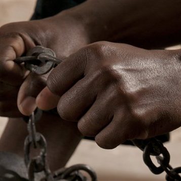 En mission humanitaire - Épisode 2 : En mission au coeur du vaudou et des esclaves