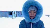 inuit_fillette