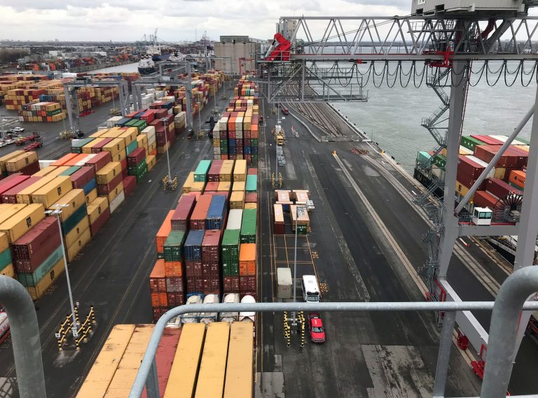 Une ville et son port comment le port de Montréal s’assuretil d