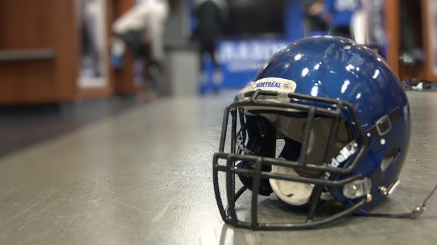 le casque de l'équipe de football Carabins de l'Université de Montréal
