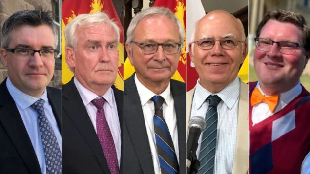 Les chefs de parti de gauche à droite : Kris Austin (Alliance des gens), Kevin Vickers (Parti libéral), Blaine Higgs (Parti progressiste-conservateur), David Coon (Parti vert), Mackenzie Thomason (Nouveau Parti démocratique). PHOTO : RADIO-CANADA / JEAN-PHILIPPE HUGHES (AUSTIN, VICKERS, HIGGS, COON) ET CBC / JACQUES POITRAS (THOMASON)