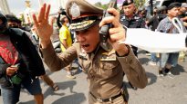 2020-10-14T105648Z_54678815_RC27IJ9EPI83_RTRMADP_3_THAILAND-PROTESTS
