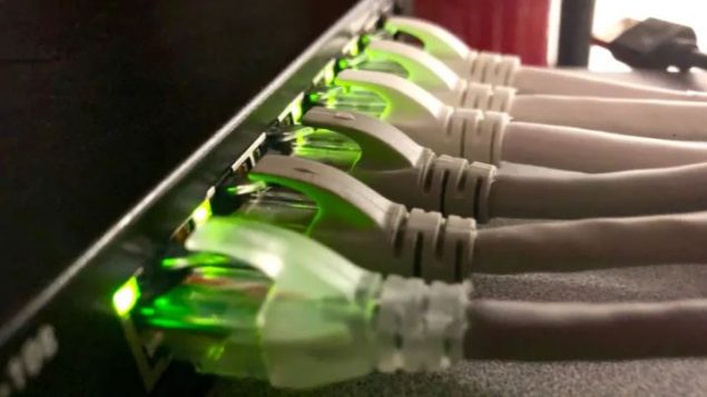 ‎12 % des ménages ontariens n'ont pas accès à un service internet grande vitesse ou n'y ‎ont ‎qu'un ‎accès limité‎ - John Robertson / CBC