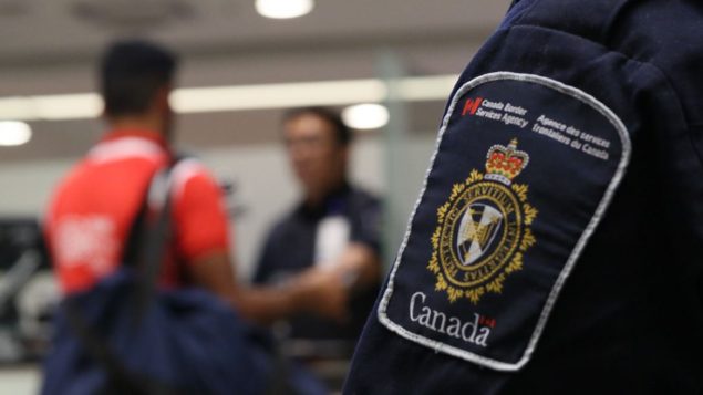 En 2018, le Canada a expulsé 6.083 étrangers pour différents motifs dont la participation à des actes criminels - Photo : Facebook / Agence des services frontaliers du Canada.