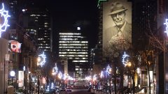 Une rue de Montréal, au premier jour du couvre-feu pour freiner la vague de la COVID-19 au Québec - 09.01.2021 - La Presse Canadienne / Graham Hughes