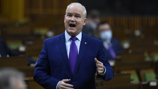 Le chef du parti conservateur du Canada, Erin O’Toole a demandé un débat d'urgence sur la distribution des vaccins - Photo : La Presse Canadienne / Justin Tang - 25.01.2021