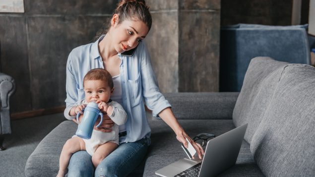 Les employeurs retenus dans le cadre du Programme de soutien financier en matière de conciliation famille-travail « pourront bénéficier d'une aide gouvernementale, d'un maximum de 40 000 dollars» - Photo : iStock / LightFieldStudios