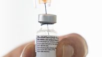 Pfizer BioNTech COVID19 Vaccin 11 Mar 2021 Vancouver La Presse Canadienne Jonathan Hayward