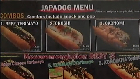 « Japa dogs », hot dogs inspirés de la cuisine japonaise très populaires à Vancouver