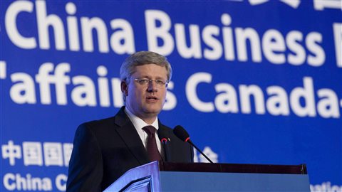 L’an dernier, le gouvernement du Canada a annoncé la conclusion des négociations relatives à un accord sur la promotion et la protection des investissements étrangers (APIE) entre le Canada et la Chine, un cadre d’investissement plus stable qui contribuera à la création d’emplois et à la croissance économique. © PC/Adrian Wyld/CP