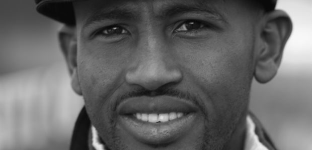 En 2012, 248 000 nouveaux arrivants sont venus au Canada dont 27 000 sont arrivés en tant que réfugiés. Muuxi Adam de la Somalie a été l'un d'entre eux.