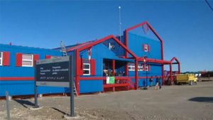 The new military facility will be built on to the existing Polar Continental Shelf Project research base in Resolute, Nunavut. It is scheduled to be complete by 2013. (CBC)