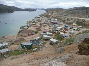 Le hameau de Kimmirut au Nunavut, en été.(Gracieuseté, Syula Bobinski)