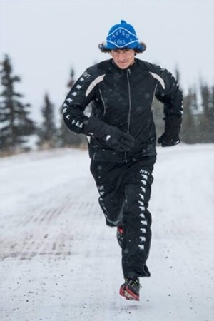 L’ultra-marathonien Brad Firth, surnommé « Caribou Legs » (Jambes de caribou)