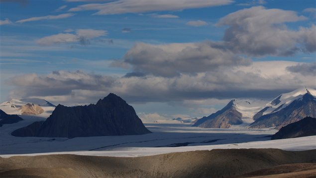 Le glacier Milne sur l'île d'Ellesmere au Nunavut. (Andrew Hamilton 2013 / from RCInet.ca)