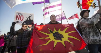 Manifestants du mouvement Idle No More. (Geoff Robins / The Canadian Press)
