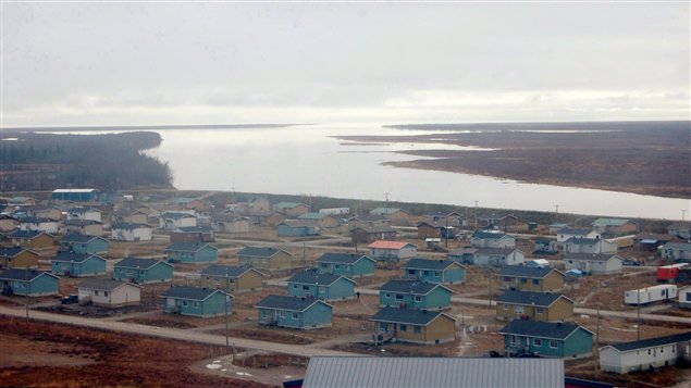 La communauté autochtone de Kashechewan, sur la côte ouest de la baie James. (La Presse Canadienne)