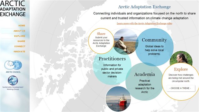 Le Yukon a chapeauté, en collaboration avec le Conseil de l'Arctique, le développement du site web. (http://arcticadaptationexchange.com/: Image du reportage de Radio-Canada)