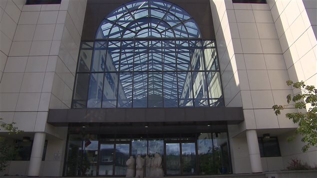 Le Palais de Justice de Whitehorse. (Claudiane Samson/ ICI Radio-Canada)