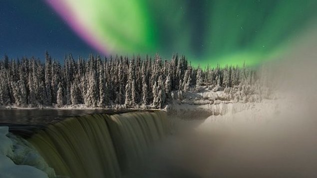 photographe-parcourt-3800-km-en-quatre-jours-pour-aurores-boreales