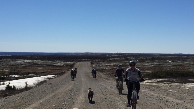 faire-decouvrir-le-territoire-aux-jeunes-inuits-pour-les-motiver-a-rester-a-lecole-2