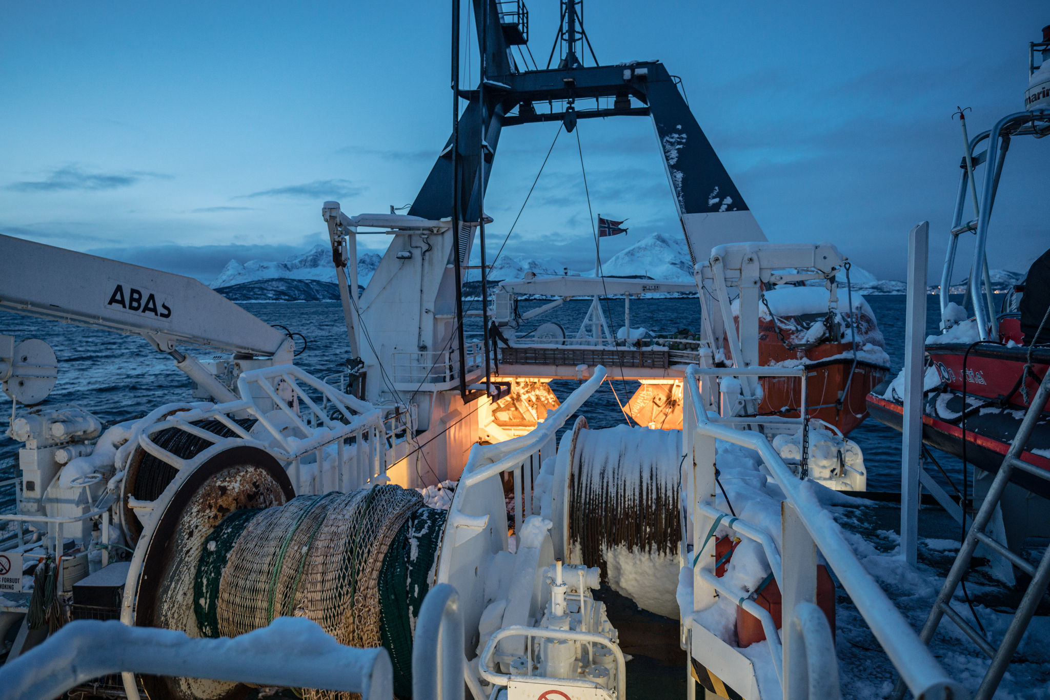 Le pont de chalutage du navire Helmer Hanssen. (Photo : Michael O. Snyder)