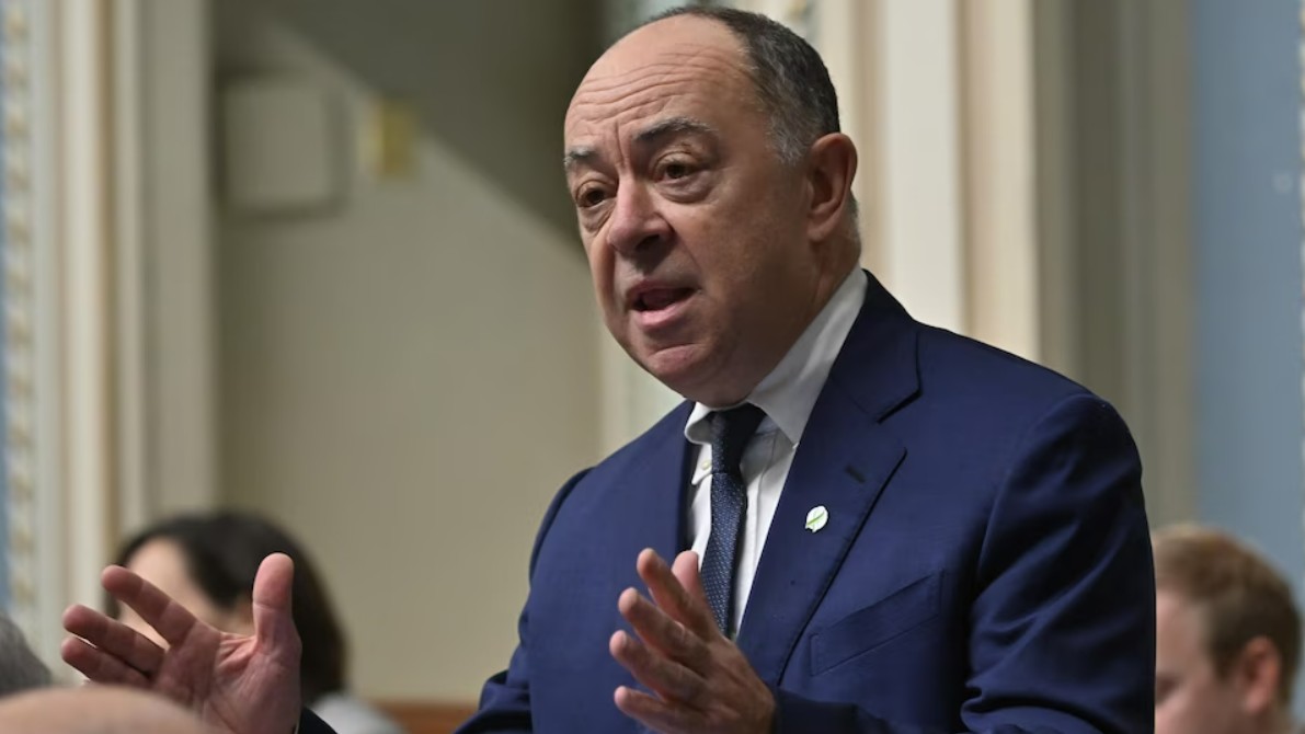 Un ministre du Québec appelé à s’expliquer sur les soins de santé dans