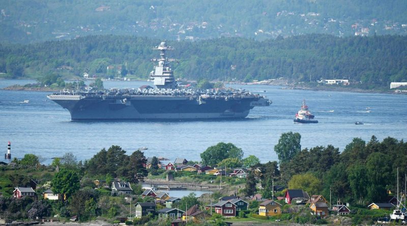 Le plus gros navire de guerre du monde visite Oslo au grand dam de Moscou