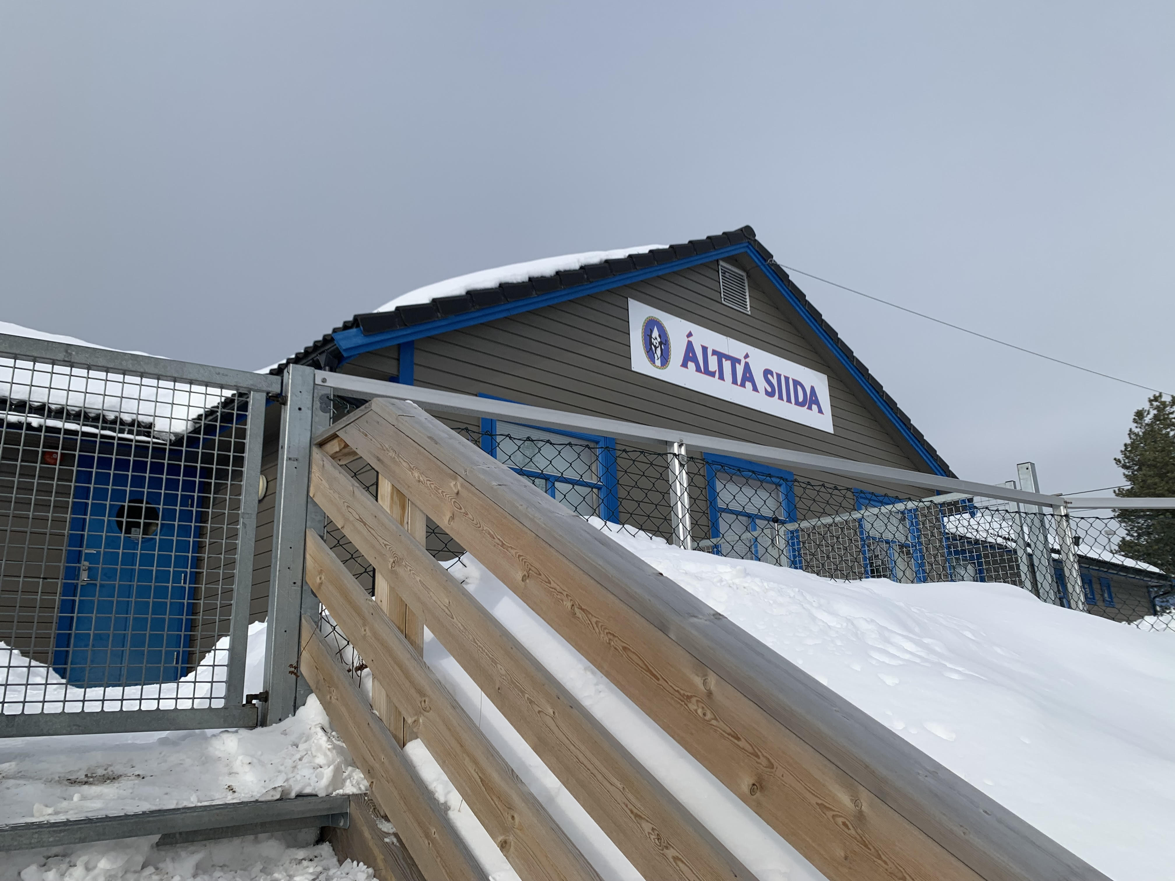 « Le projet SaMOS nous a rappelé qu’il faut faire plus consciemment appel à la pédagogie samie », a dit Per Isak Vars, un responsable pédagogique d’Altta Siida. (Photo : Eilís Quinn, Regard sur l’Arctique)