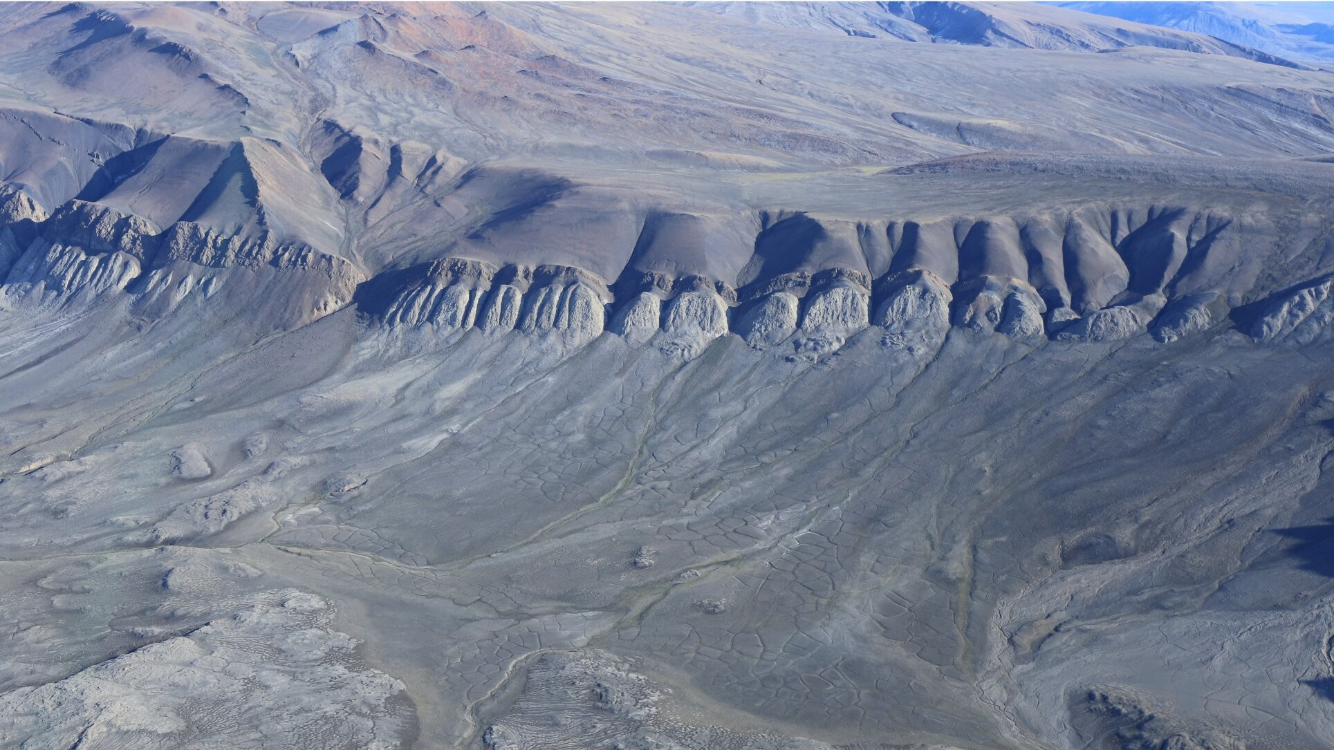 A modificação das paisagens do Ártico evolui à medida que as alterações climáticas aceleram – Olhando para o Ártico