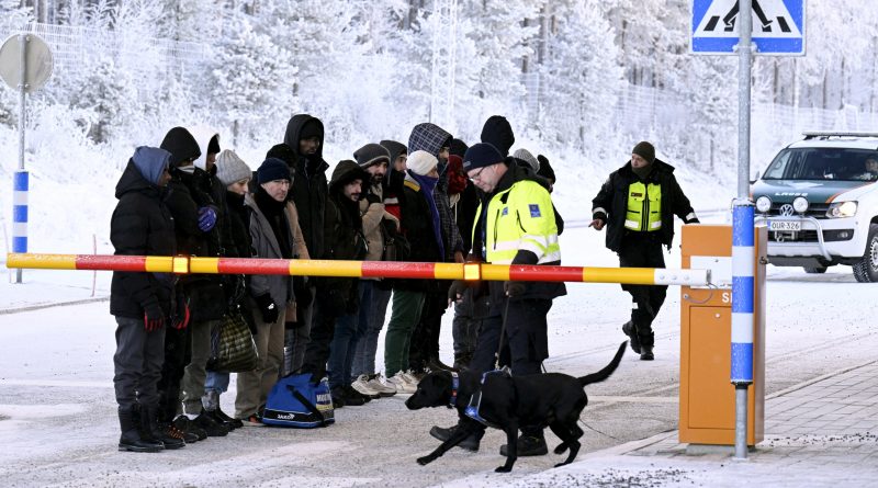 Tensions migratoires : la Finlande ferme son dernier poste frontalier avec la Russie