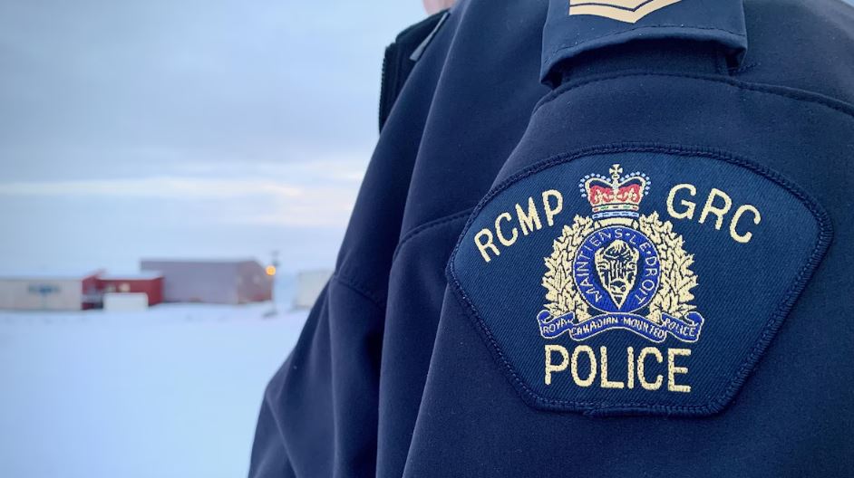 L'écusson d'un policier de la GRC au Nunavut.