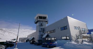 Image d'un bâtiment l'hiver