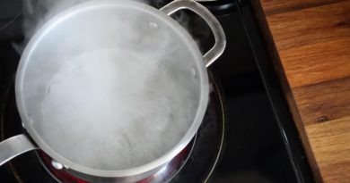 De l'eau en ébulition.