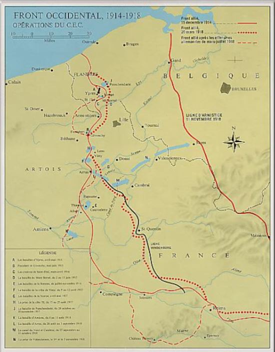 Une carte militaire.